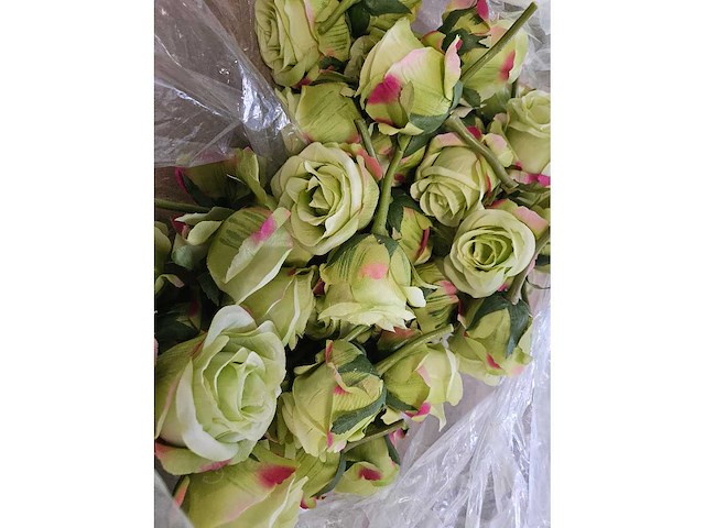 200+ artificiële bloemen en groen - afbeelding 5 van  10