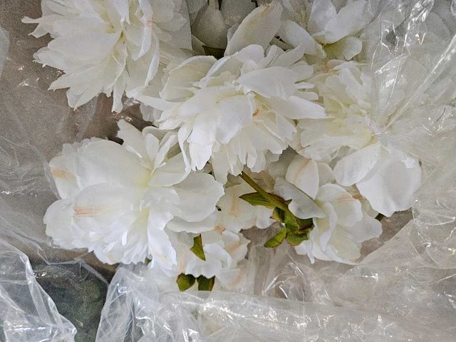 200+ artificiële bloemen en groen - afbeelding 8 van  10