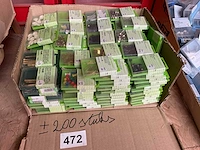 200 blisters bevestigingen