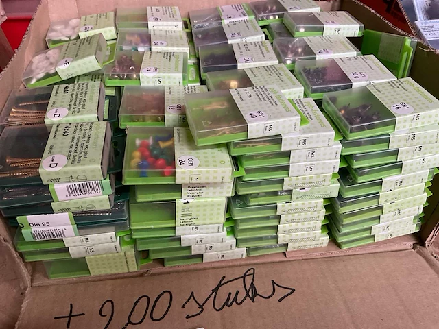 200 blisters bevestigingen - afbeelding 2 van  6