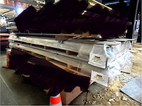 200 cidings geschilderd