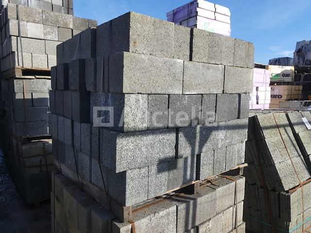 200 massieve blokken van 14 cm dik - afbeelding 4 van  5
