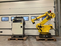 2000 - fanuc s-430i f welding robot - afbeelding 1 van  23
