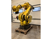 2000 - fanuc s-430i f welding robot - afbeelding 18 van  23