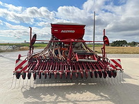 2000 accord / falc da-s pneumatische + roterende harrow zaaimachine - afbeelding 17 van  19