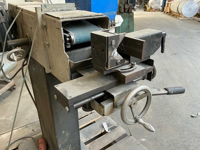 2000 almi al150 pijpuitslijpmachines - afbeelding 6 van  10