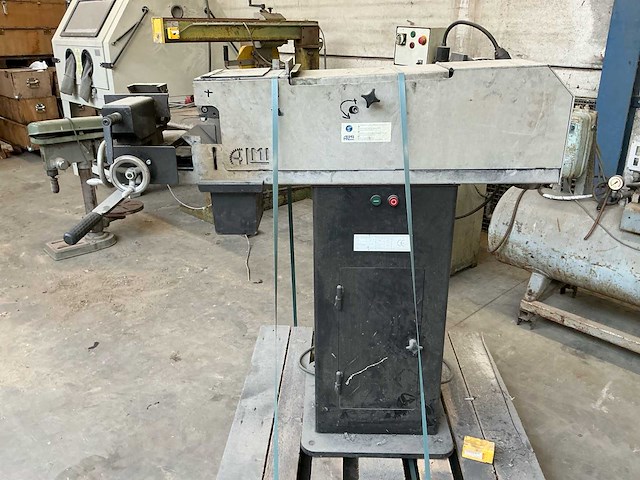 2000 almi al150 pijpuitslijpmachines - afbeelding 3 van  10