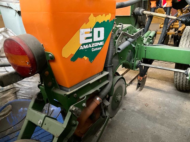 2000 amazone ed 301 maïsplanter - afbeelding 10 van  21