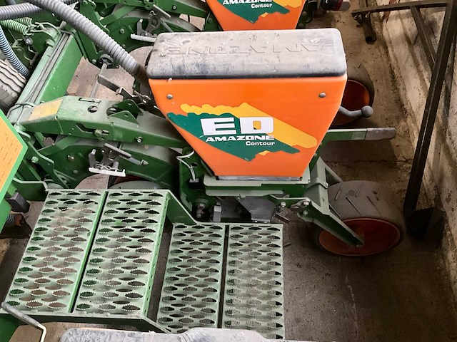 2000 amazone ed 301 maïsplanter - afbeelding 13 van  21