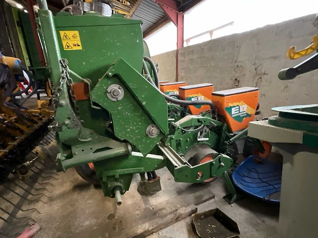 2000 amazone ed 301 maïsplanter - afbeelding 2 van  21