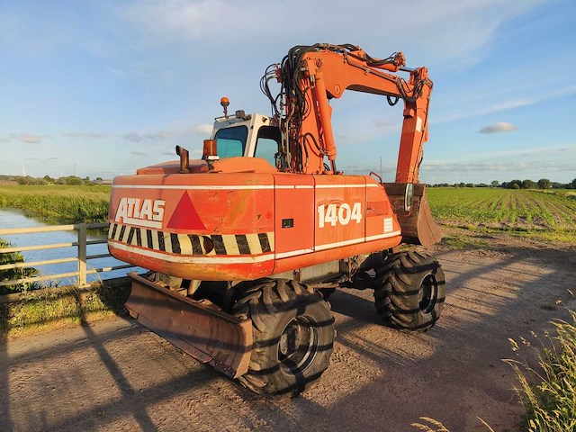 2000 atlas 1404 banden graafmachine - afbeelding 11 van  16