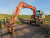 2000 atlas 1404 banden graafmachine - afbeelding 1 van  16