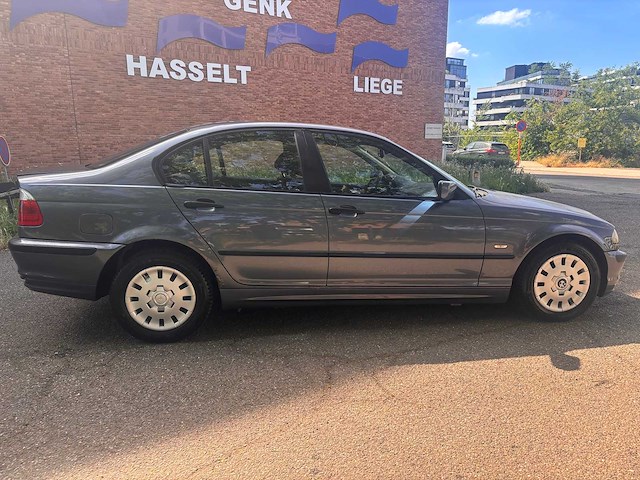 2000 bmw 318i - zo meenemen | handelaar | export - afbeelding 7 van  14