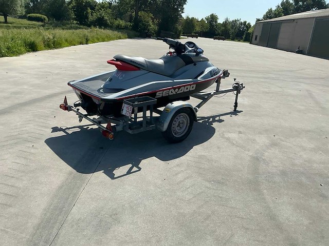 2000 bombardier seadoo waterscooter met trailer - afbeelding 82 van  114