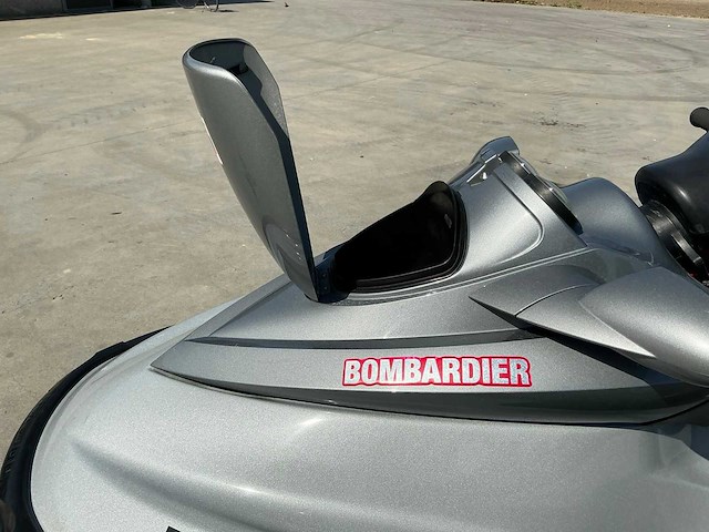 2000 bombardier seadoo waterscooter met trailer - afbeelding 94 van  114