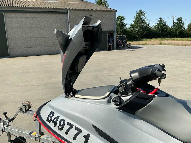 2000 bombardier seadoo waterscooter met trailer - afbeelding 95 van  114