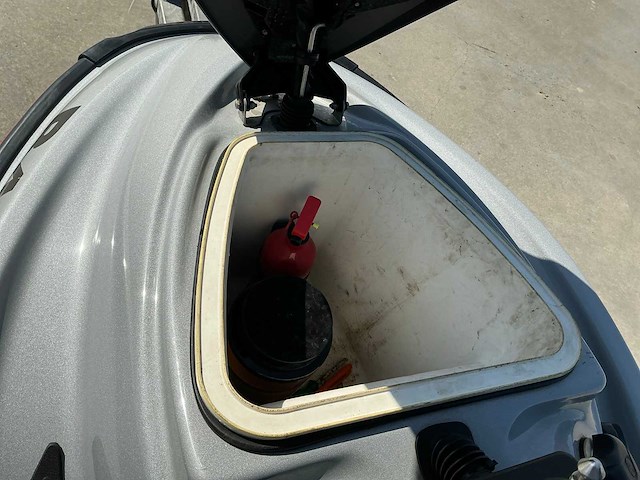 2000 bombardier seadoo waterscooter met trailer - afbeelding 96 van  114