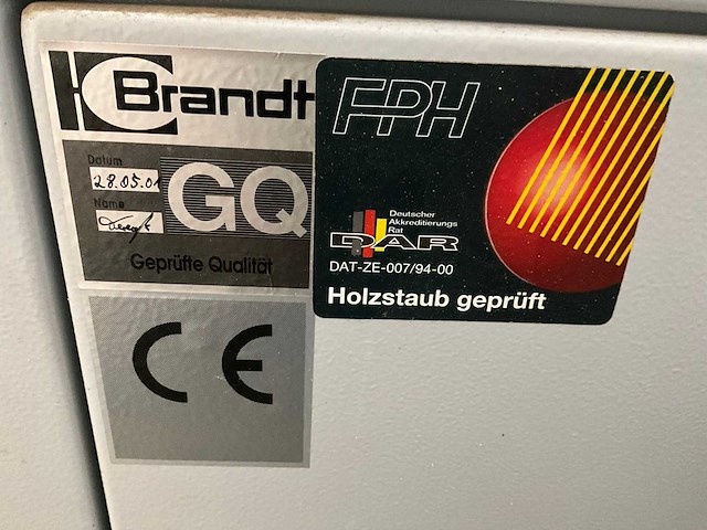 2000 brandt kd79/2cf kantenlijmmachines cnc - afbeelding 2 van  15