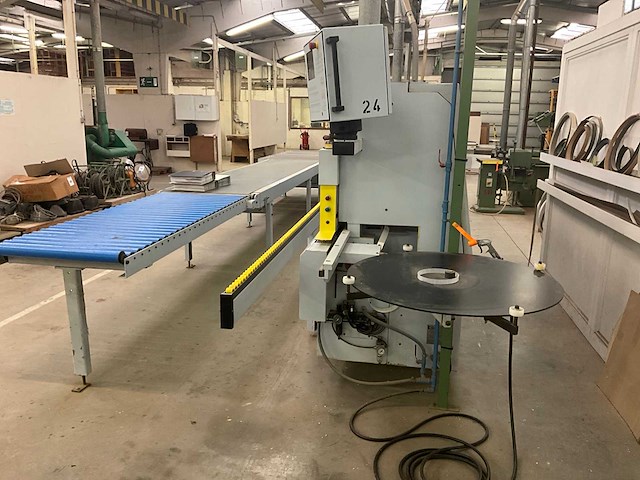 2000 brandt kd79/2cf kantenlijmmachines cnc - afbeelding 12 van  15