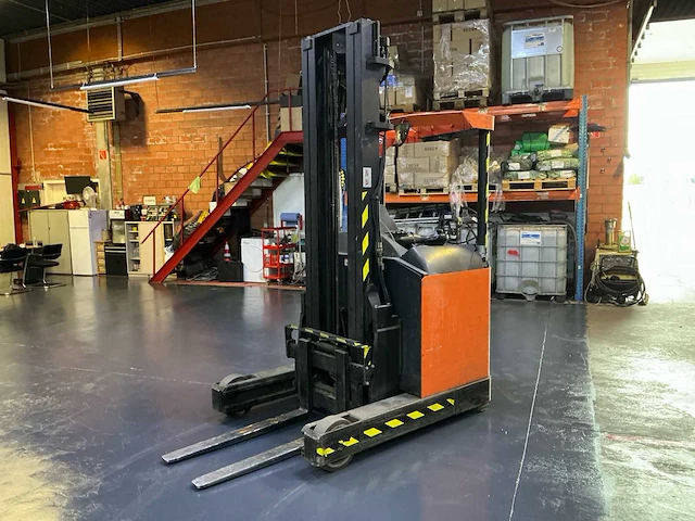 2000 bt rr b3/15 reach truck - afbeelding 1 van  17