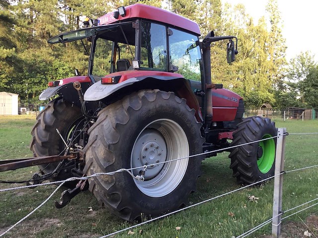 2000 case mx135 landbouwtractor - afbeelding 17 van  17