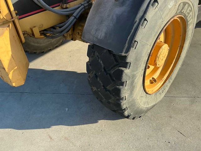 2000 caterpillar th63 verreiker - afbeelding 80 van  115