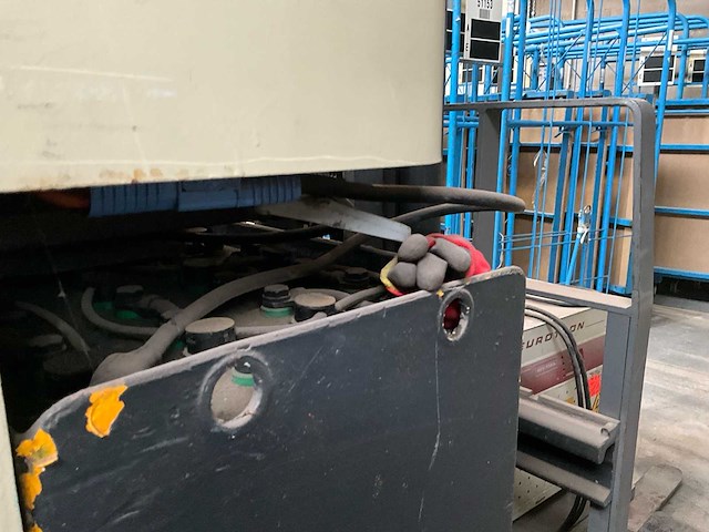 2000 crown esr 3020-16 reach truck - afbeelding 3 van  12