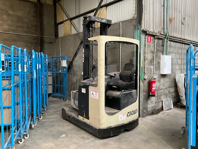 2000 crown esr 3020-16 reach truck - afbeelding 1 van  12