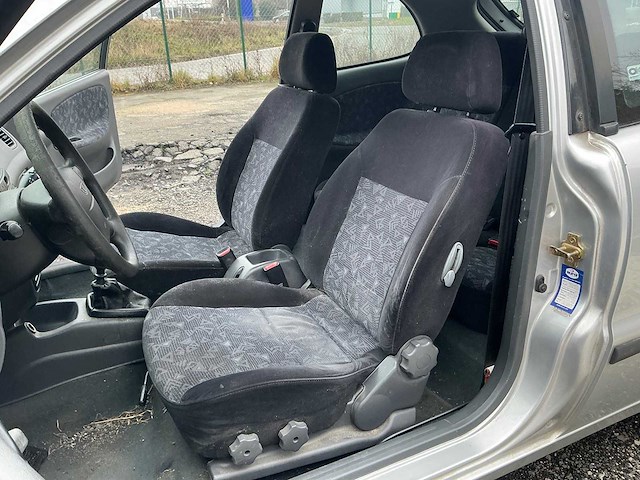 2000 daewoo lanos personenauto - afbeelding 5 van  30