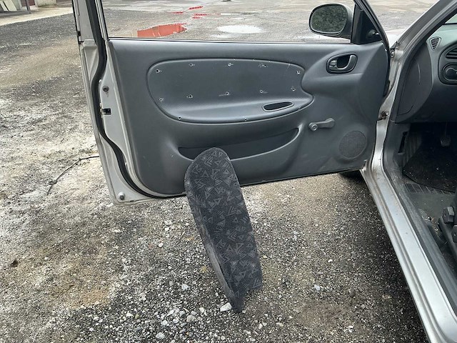 2000 daewoo lanos personenauto - afbeelding 12 van  30