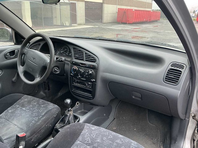 2000 daewoo lanos personenauto - afbeelding 29 van  30