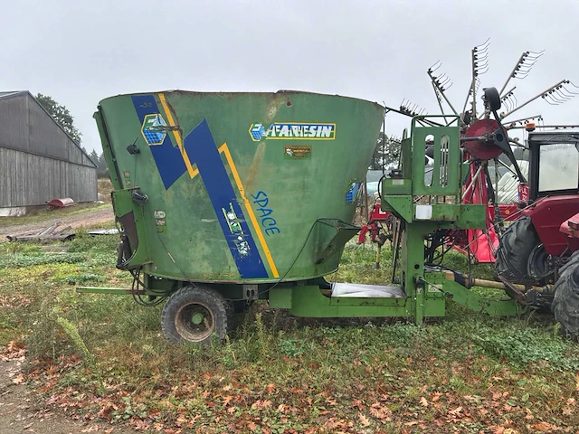 2000 faresin space 1200 landbouwdiversen - mixerdispenser - afbeelding 12 van  20
