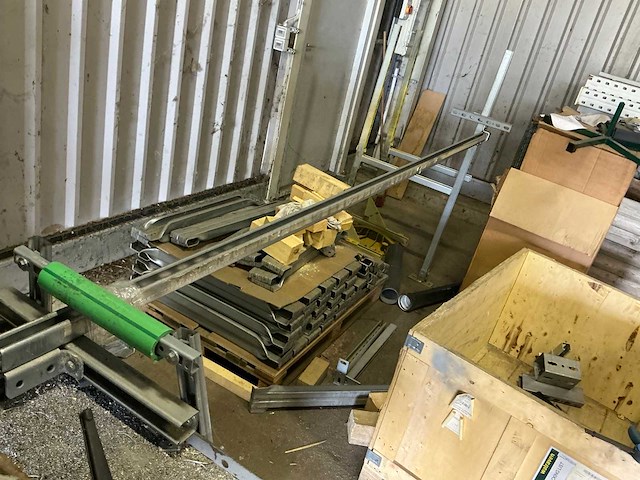 2000 fmb triton metalen horizontale bandzaagmachine - afbeelding 4 van  13