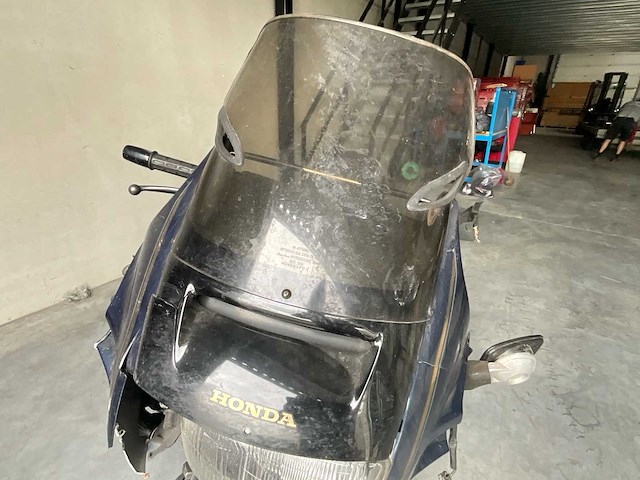 2000 honda par europeau 1100 - afbeelding 17 van  19
