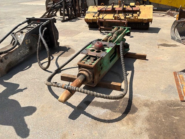 2000 hydraulisch breekhamer - afbeelding 1 van  4