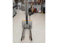 2000 jungheinrich emc 10g-117-156e stapelaar - afbeelding 4 van  6