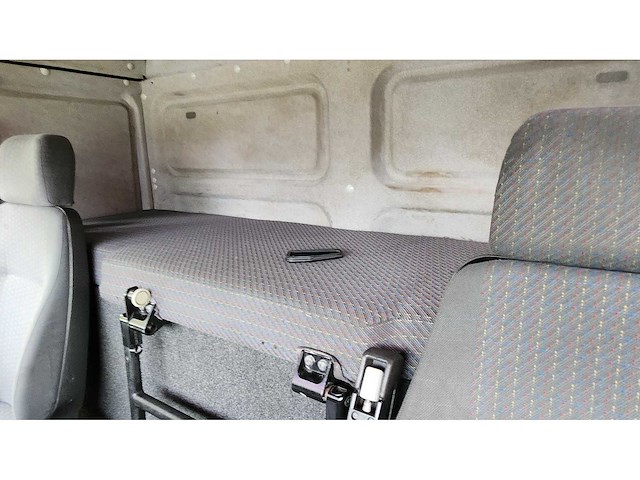 2000 man 14.284 depannage - afbeelding 15 van  34