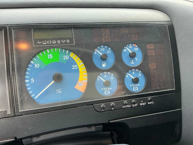 2000 mercedes-benz 815 paardenwagen - afbeelding 14 van  67
