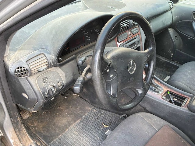 2000 mercedes c220 cdi sedan - afbeelding 17 van  17