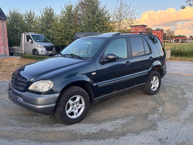 2000 mercedes ml270 - afbeelding 19 van  23