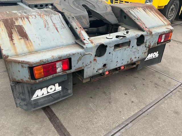 2000 mol yt200 4x2 terminal trekker (74023-38) - afbeelding 3 van  19