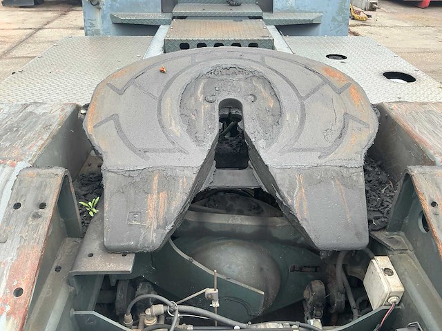 2000 mol yt200 4x2 terminal trekker (74023-38) - afbeelding 4 van  19