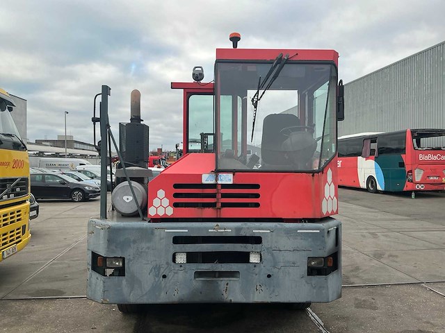 2000 mol yt200 4x2 terminal trekker (74023-38) - afbeelding 12 van  19