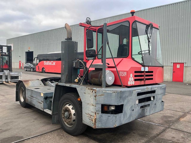 2000 mol yt200 4x2 terminal trekker (74023-38) - afbeelding 13 van  19