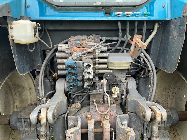 2000 new holland 8670 dt 4wd landbouwtractor - afbeelding 13 van  45