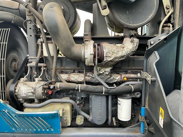 2000 new holland 8670 dt 4wd landbouwtractor - afbeelding 28 van  45