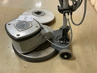 2000 nilfisk 421 a vloerreiniger - afbeelding 5 van  10