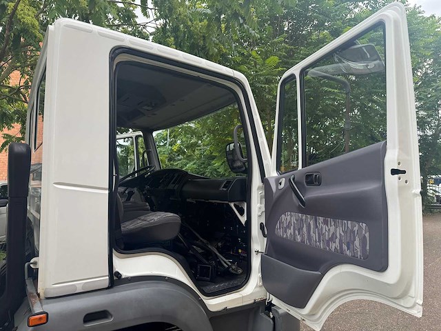 2000 nissan atleon - export - handel - laadklep + lift - afbeelding 11 van  20