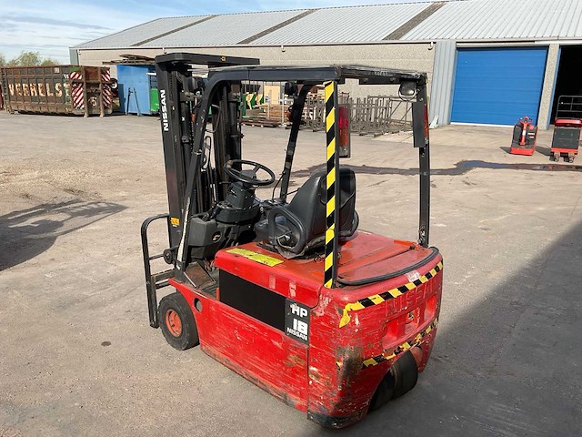 2000 nissan hp18 vorkheftruck - afbeelding 1 van  2