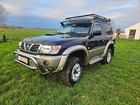 2000 nissan patrol y61 bedrijfswagen